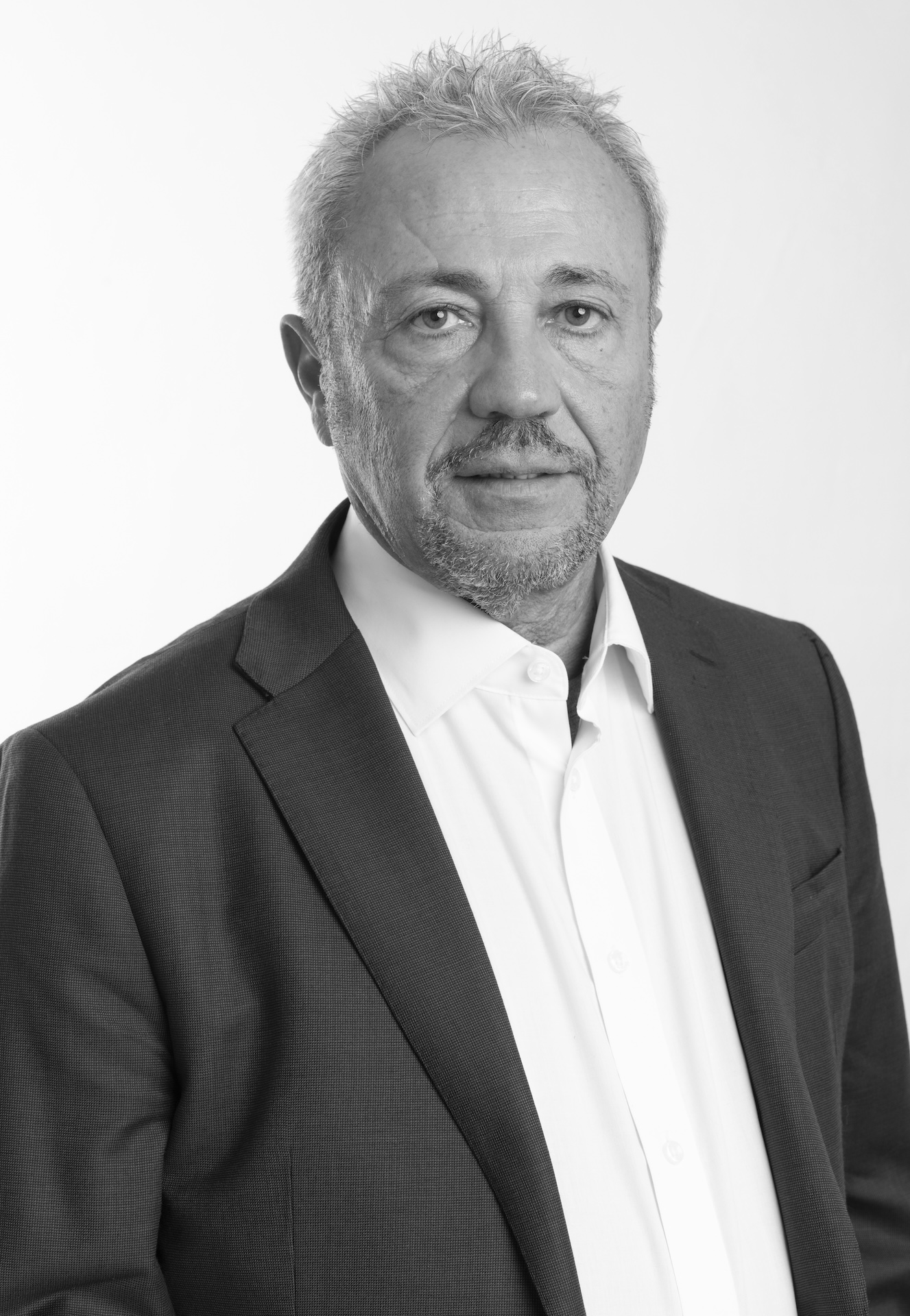 David Roderick Orlando David Rodricks I Financial adviser I Foster Denovo